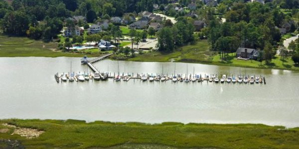 Point Yacht Club