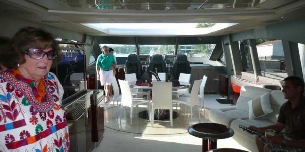 River Yacht Club
