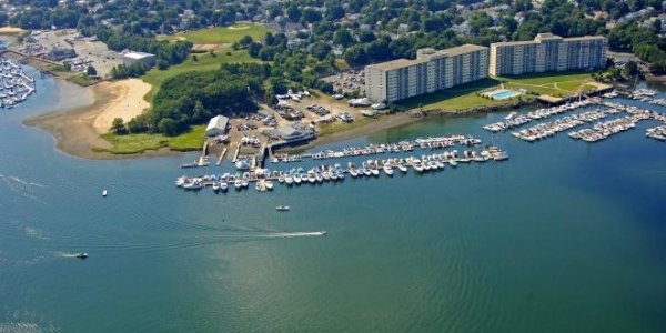 River Yacht Club