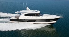 The award-winning 445 SUV from Riviera is available through SYS Yacht Sales, Sarasota or Palm Beach