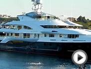 Helicopter landing on Super Yacht Attessa IV in Marina Del